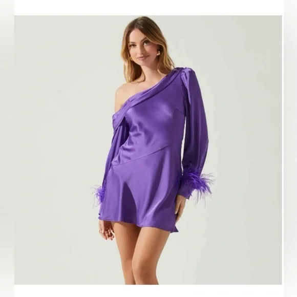 purple feather trim dress Kira Purple Sequin Feather Dress Purple / XL